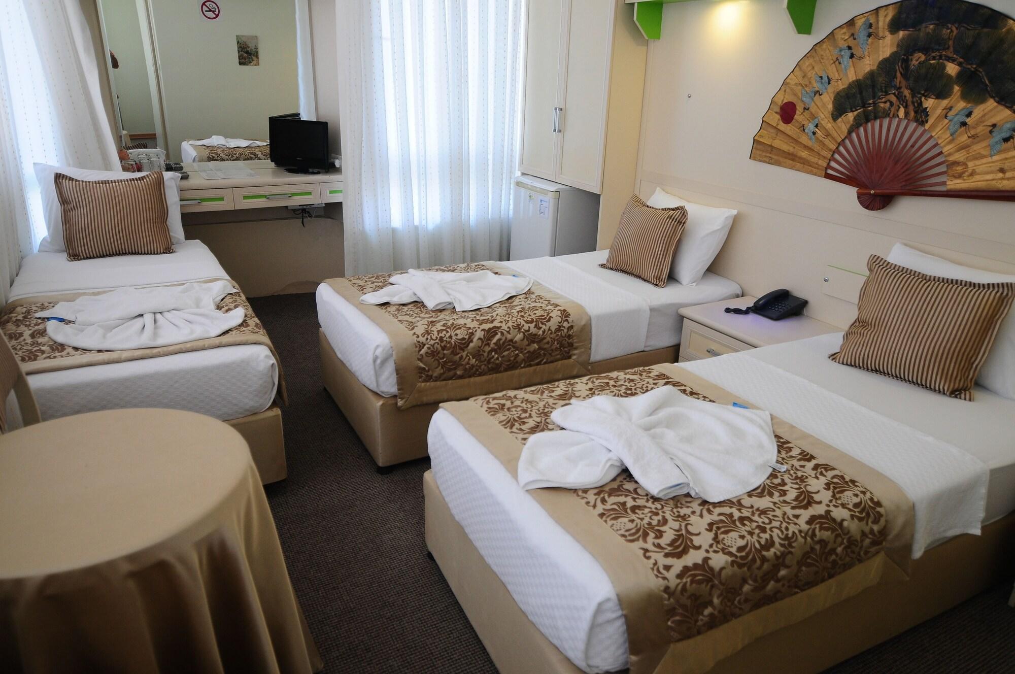 Hildegard Hotel Аланія Екстер'єр фото