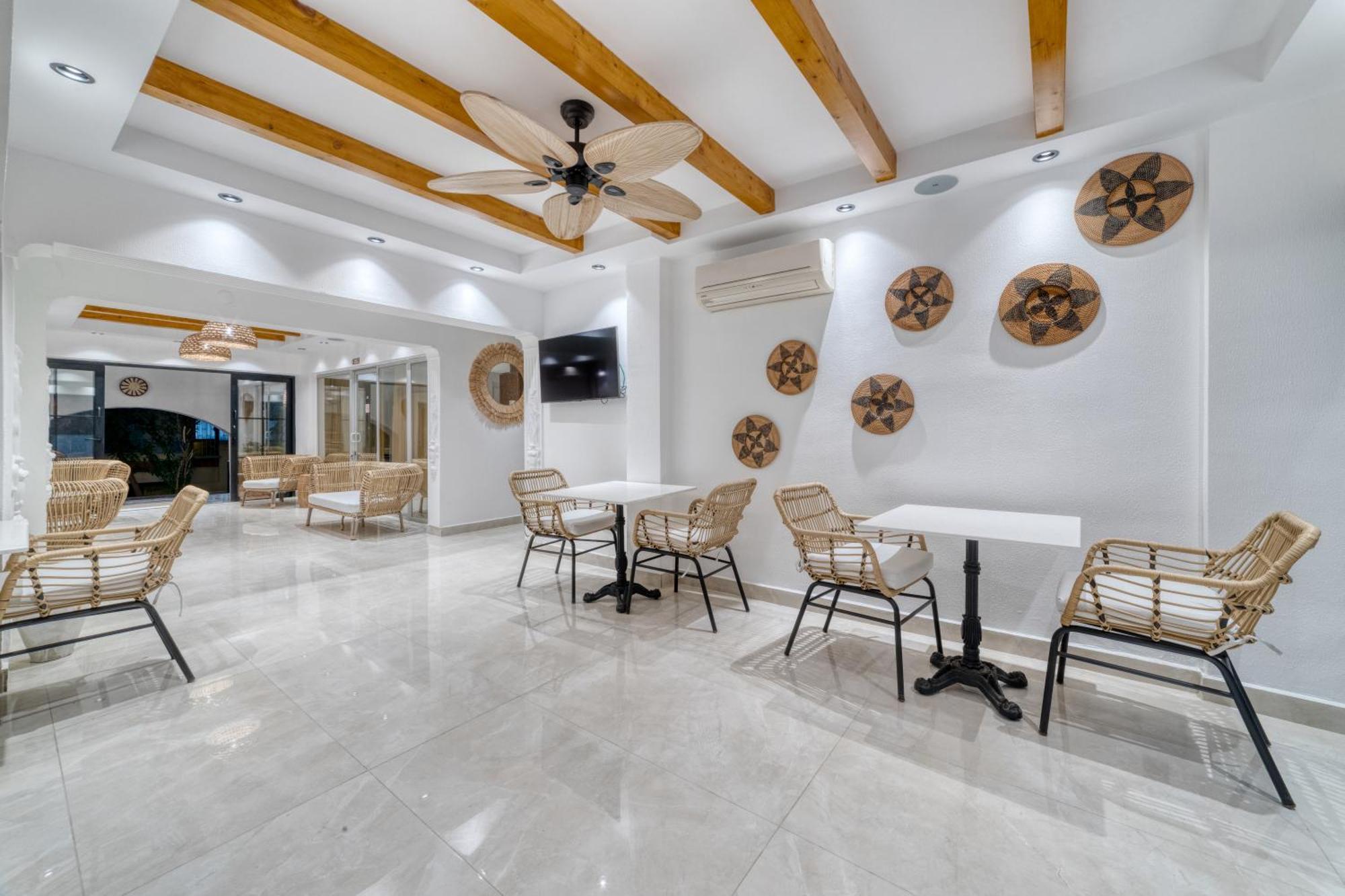 Hildegard Hotel Аланія Екстер'єр фото